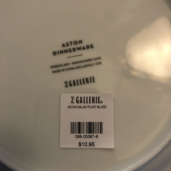 Dinnerware - Picture 3 of 4